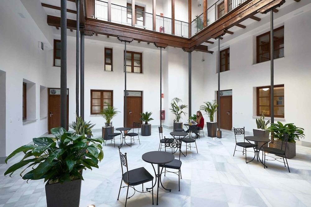 Palacio Buenavista Seville Luaran gambar