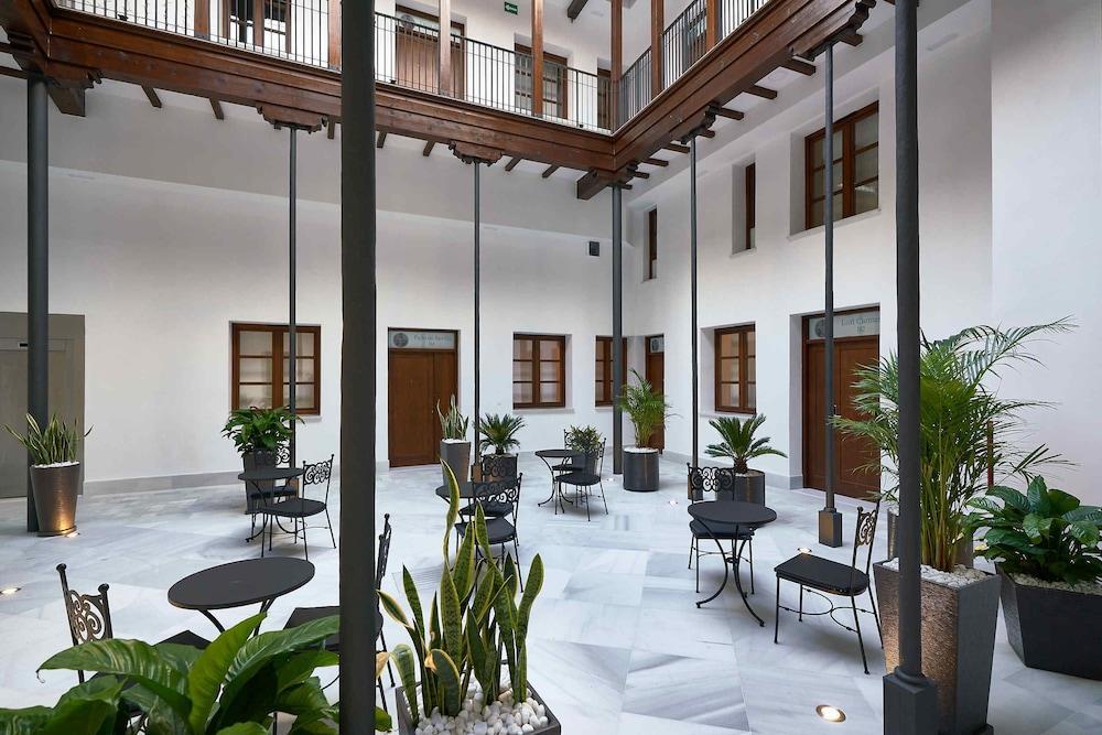 Palacio Buenavista Seville Luaran gambar